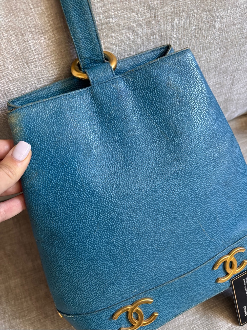 Authentic CHANEL vintage blue calf skin sling bucket bag 24k gold - Picture 6 of 14